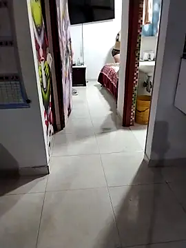 LaraCaliente online show from 11/27/25, 02:46