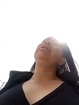 LaraCaliente online show from 02/07/26, 04:22