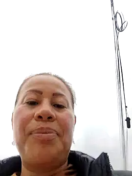 LaraCaliente online show from 02/19/26, 11:50