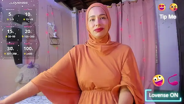 ShanaJamil online show from 11/25/25, 12:16