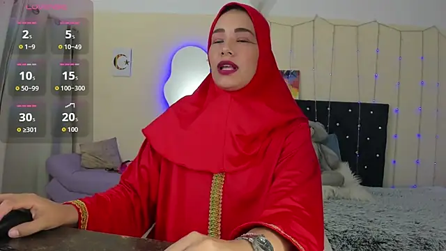 ShanaJamil online show from 05/18/26, 11:49