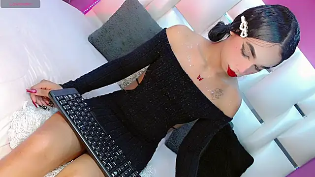 JessiscaWalker online show from 11/08/25, 07:34