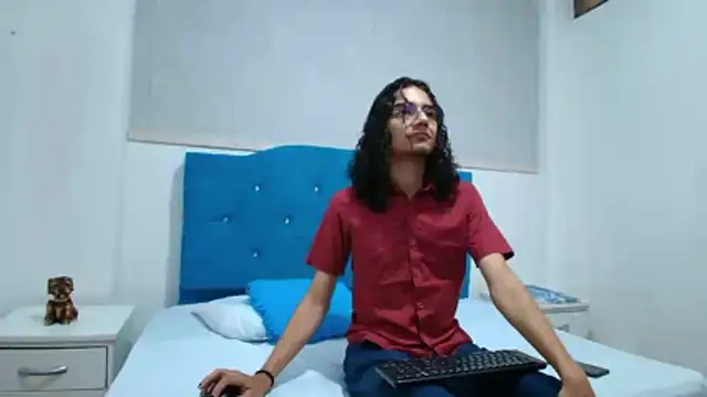 EthanBlackwoodd online show from 01/06/26, 02:54