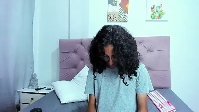 EthanBlackwoodd online show from 04/01/26, 08:06