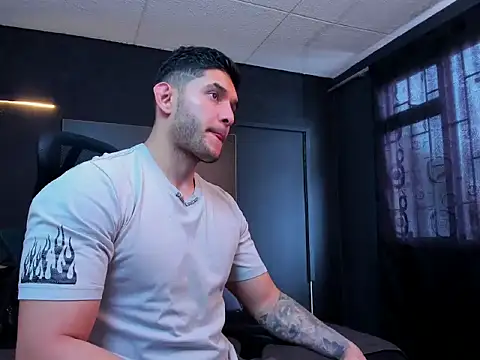 RichardMilleer online show from 10/08/25, 02:04