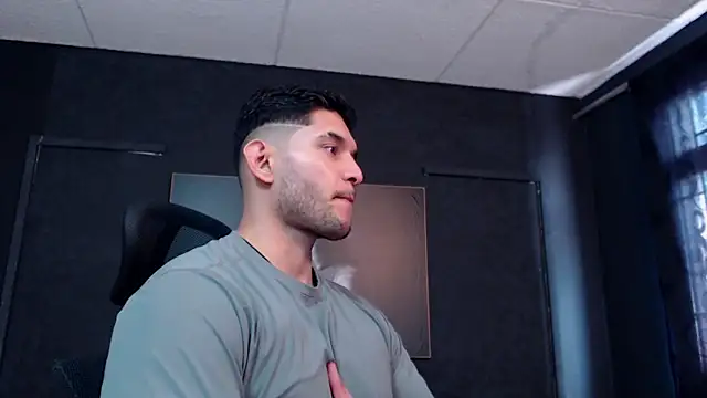 Snapshot of RichardMilleer chatting on 03/09/26, 01:59 RichardMilleer online show from 03/09/26, 01:59