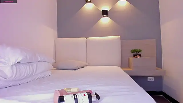 selena monroy online show from 11/16/25, 09:26