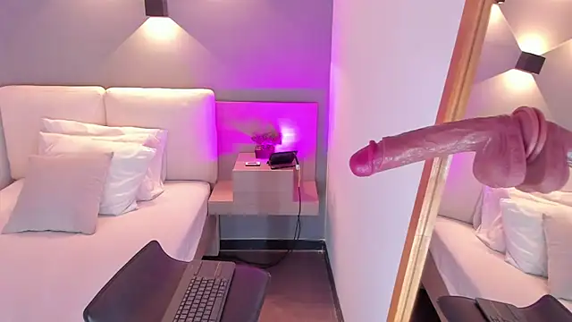 selena monroy online show from 04/11/26, 05:01