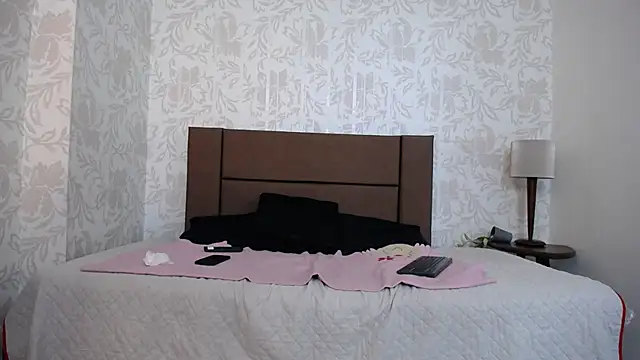 Ava Raye online show from 05/15/26, 06:48