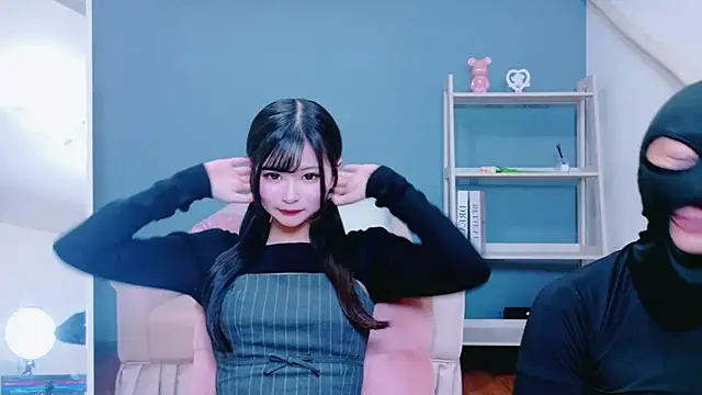 Ruru-shuv online show from 12/21/25, 09:27