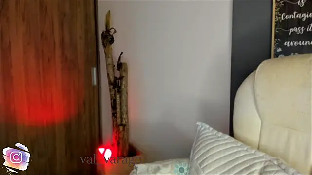 val varago online show from 04/08/26, 04:23