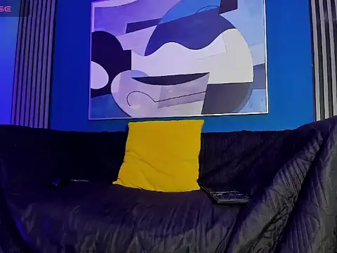 kevinn blue1 online show from 10/04/25, 08:07