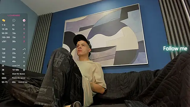 kevinn blue1 online show from 10/09/25, 08:18