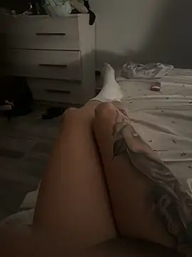 Snapshot of pussyhotdoll chatting on 10/02/25, 01:01 pussyhotdoll online show from 10/02/25, 01:01