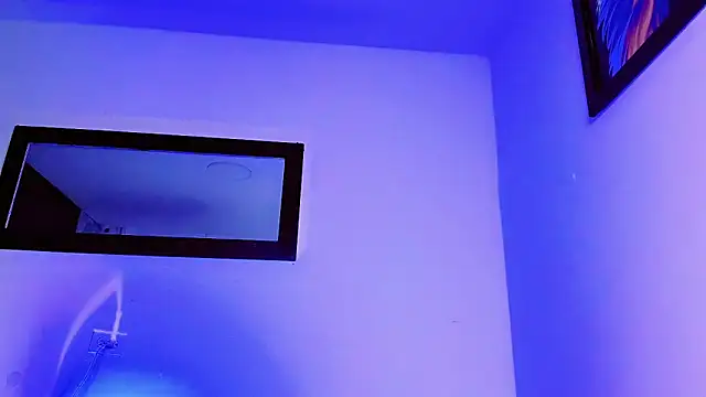 daniela dolls online show from 04/09/26, 01:05