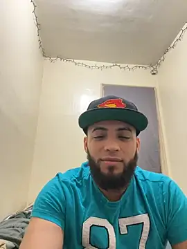 LeoPR00 online show from 12/15/25, 06:17