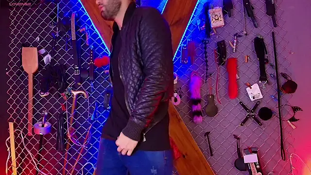 Snapshot of Dmorningstar_bdsm chatting on 10/31/25, 01:34 Dmorningstar bdsm online show from 10/31/25, 01:34