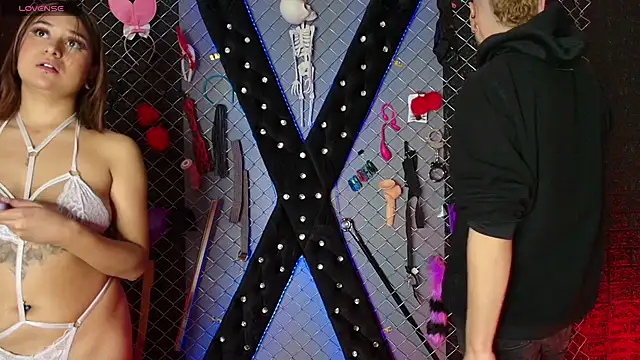 Snapshot of Dmorningstar_bdsm chatting on 11/29/25, 07:39 Dmorningstar bdsm online show from 11/29/25, 07:39