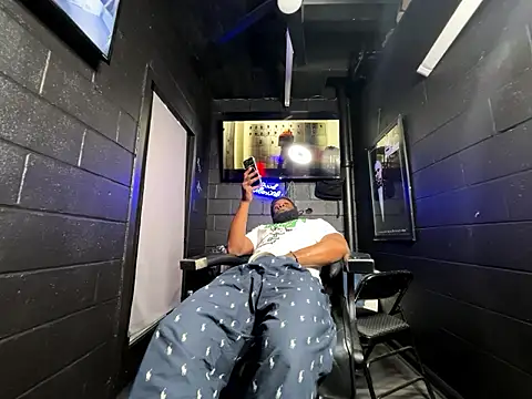 nymphoandthebeast69 online show from 02/10/26, 06:50