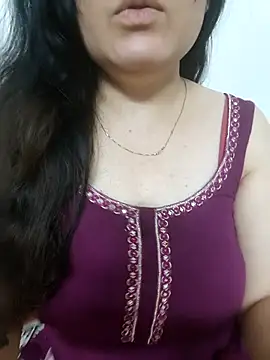 Snapshot of sassy_aly007 chatting on 09/13/25, 04:29 sassy aly007 online show from 09/13/25, 04:29