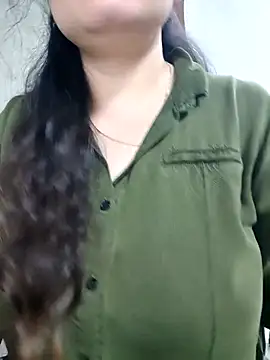 Snapshot of sassy_aly007 chatting on 09/24/25, 12:19 sassy aly007 online show from 09/24/25, 12:19