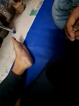 Snapshot of Samarth_09 chatting on 11/01/25, 04:20 Samarth 09 online show from 11/01/25, 04:20