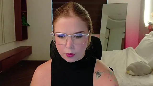 Lilith Bonheur online show from 03/31/26, 10:54