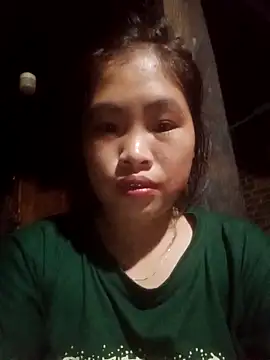 Snapshot of Luyen004 chatting on 09/24/25, 11:08 Luyen004 online show from 09/24/25, 11:08