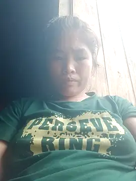 Snapshot of Luyen004 chatting on 10/03/25, 01:02 Luyen004 online show from 10/03/25, 01:02