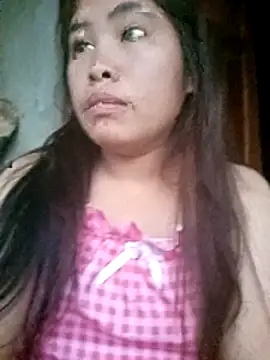 Luyen004 online show from 03/22/26, 11:30