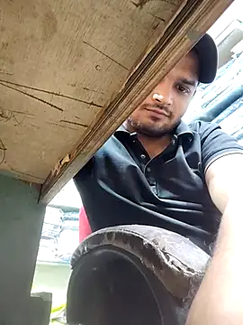 Snapshot of lil_saintdeath chatting on 10/31/25, 06:58 lil saintdeath online show from 10/31/25, 06:58