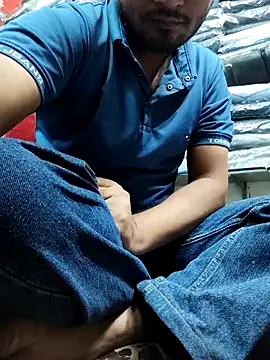 Snapshot of lil_saintdeath chatting on 11/04/25, 06:34 lil saintdeath online show from 11/04/25, 06:34