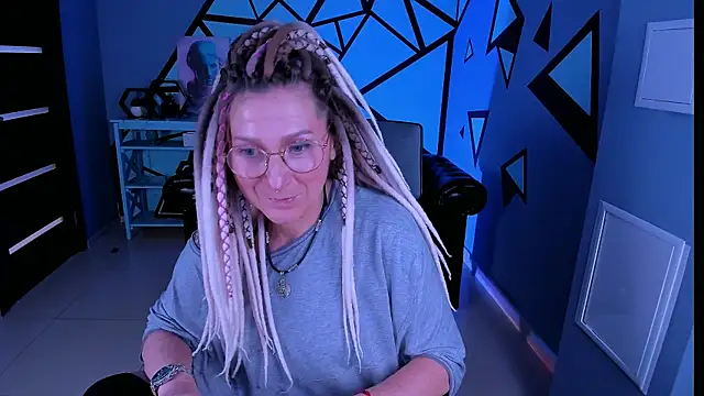 UmaSpace online show from 02/16/26, 09:49