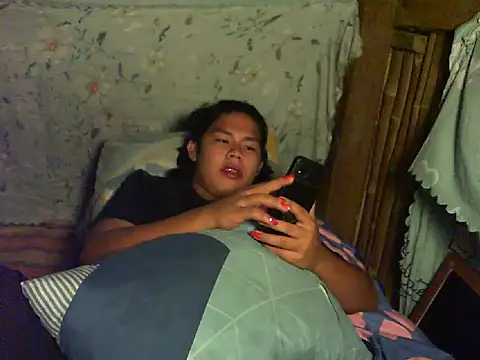 Huntrix2025 online show from 10/14/25, 11:44