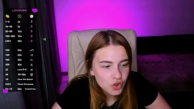 red  dizzy online show from 09/19/25, 07:47