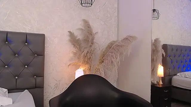 Snapshot of Sabriinaa_Foxx chatting on 04/03/26, 04:05 Sabriinaa Foxx online show from 04/03/26, 04:05
