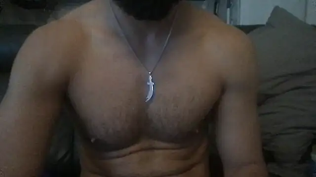 Snapshot of flambeur93 chatting on 10/18/25, 07:36 flambeur93 online show from 10/18/25, 07:36