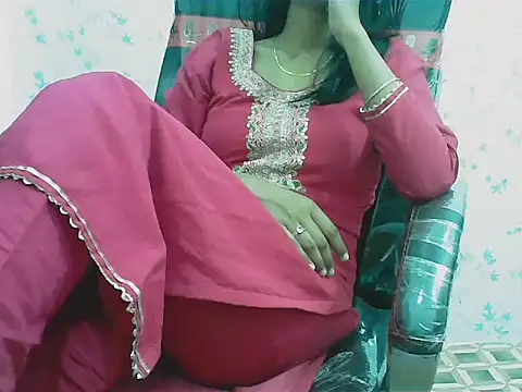 short girl  online show from 03/25/26, 10:38