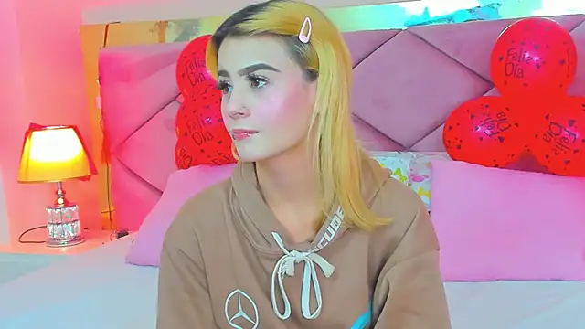 ChloeLaurentt online show from 03/03/26, 01:23