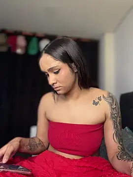 Isabella-Teen online show from 02/15/26, 08:24