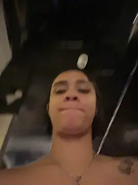 Isabella-Teen online show from 07/06/26, 12:13