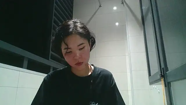Snapshot of JennyCarpenter chatting on 09/27/25, 04:23 JennyCarpenter online show from 09/27/25, 04:23