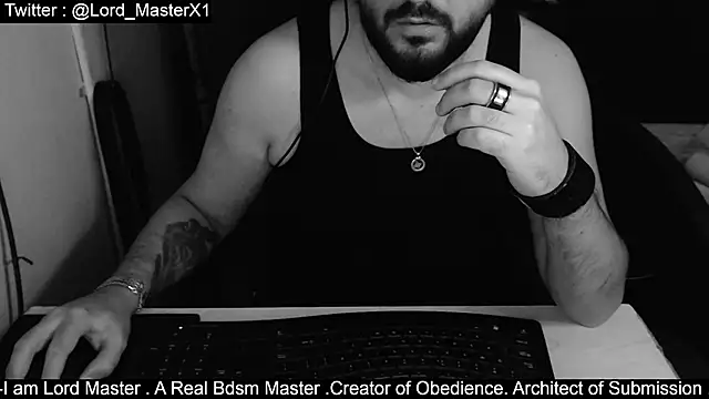 Snapshot of Lord_MasterX chatting on 10/18/25, 02:36 Lord MasterX online show from 10/18/25, 02:36
