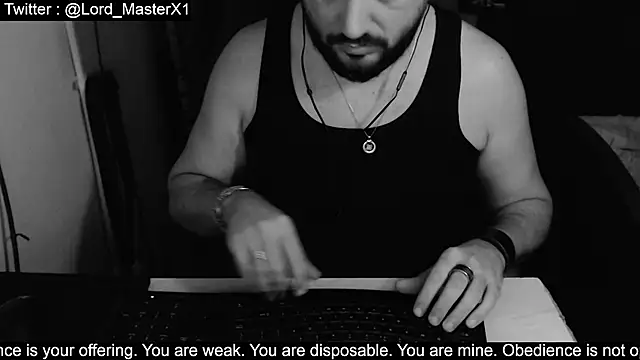 Snapshot of Lord_MasterX chatting on 10/20/25, 07:14 Lord MasterX online show from 10/20/25, 07:14