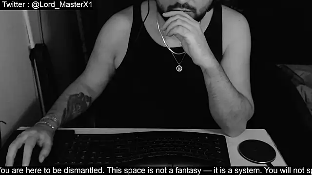 Snapshot of Lord_MasterX chatting on 11/29/25, 10:57 Lord MasterX online show from 11/29/25, 10:57