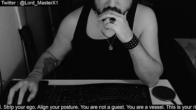 Snapshot of Lord_MasterX chatting on 12/15/25, 11:14 Lord MasterX online show from 12/15/25, 11:14