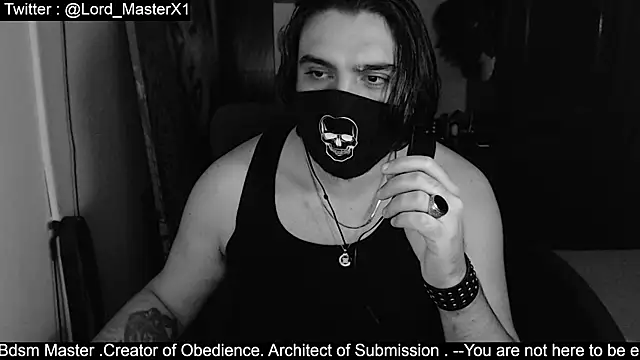 Snapshot of Lord_MasterX chatting on 12/19/25, 10:28 Lord MasterX online show from 12/19/25, 10:28