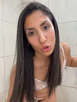 MaddyX   online show from 10/02/25, 07:10