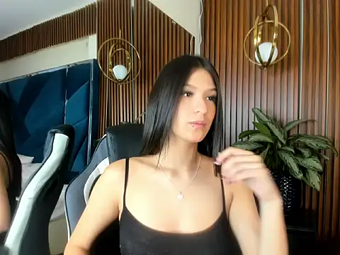 Snapshot of AggathaSanders_ chatting on 09/19/25, 12:28 AggathaSanders  online show from 09/19/25, 12:28