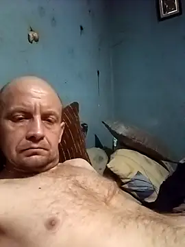 Snapshot of Jarektchurzewski chatting on 12/13/25, 07:53 Jarektchurzewski online show from 12/13/25, 07:53